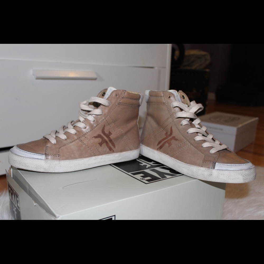 Frye Dylan high-top sneaker size 6 women’s